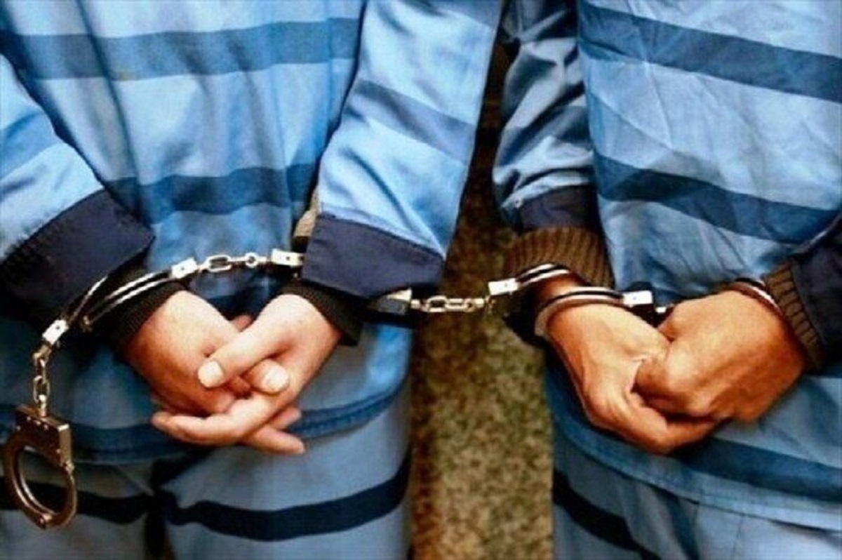 دستگیری اعضای باند موبایل‌قاپ در مشهد + عکس