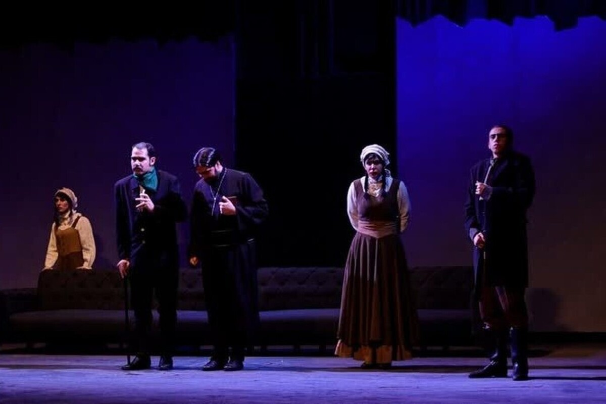 تئاتر مشهد در زمستان شکفت | گزارشی از شور اجراهای نمایشی در آخرین فصل سال