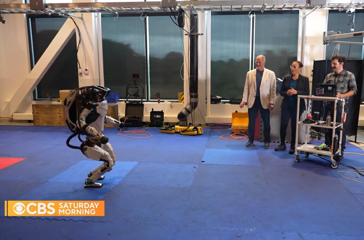 ویدئویی جدید از توانایی‌های حیرت‌انگیز دو ربات بوستون داینامیک + فیلم