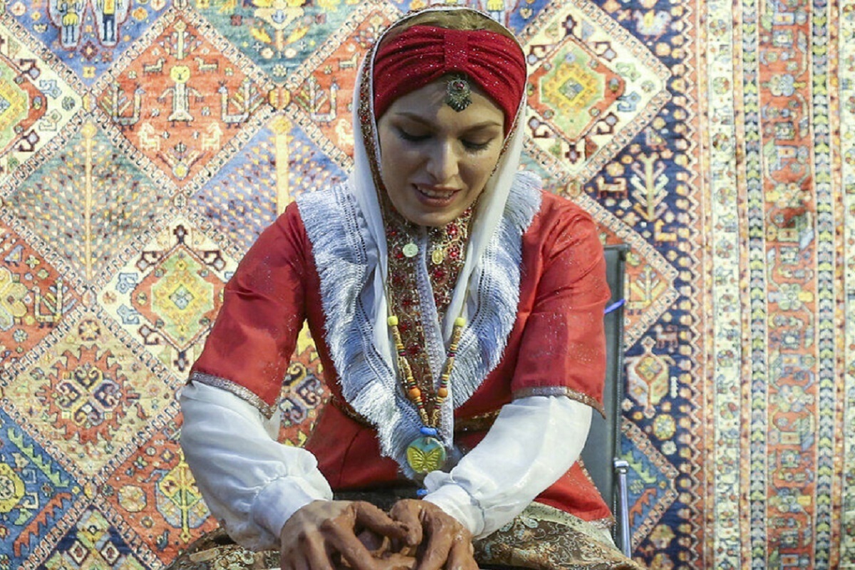 ثبت نام ۲۰۰۰ هنرمند در جشنواره صنایع دستی فجر