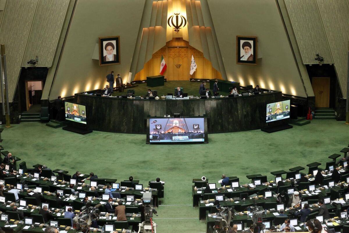 مجالس شورای اسلامی ایران؛ مشق مردم سالاری دینی از تولد جمهوری اسلامی تاکنون
