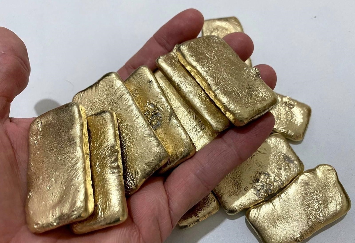 فروش ۵۵۵ کیلو شمش طلا در ۹ حراج | در آخرین حراج، شمش‌ها با چه قیمتی فروخته شد؟
