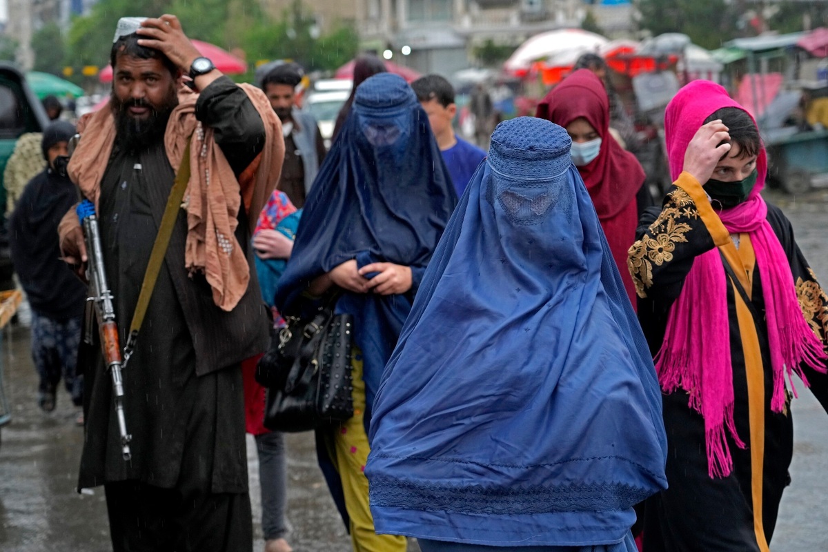 اعضای شورای امنیت از طالبان خواستند که سرکوب زنان و دختران را متوقف کنند