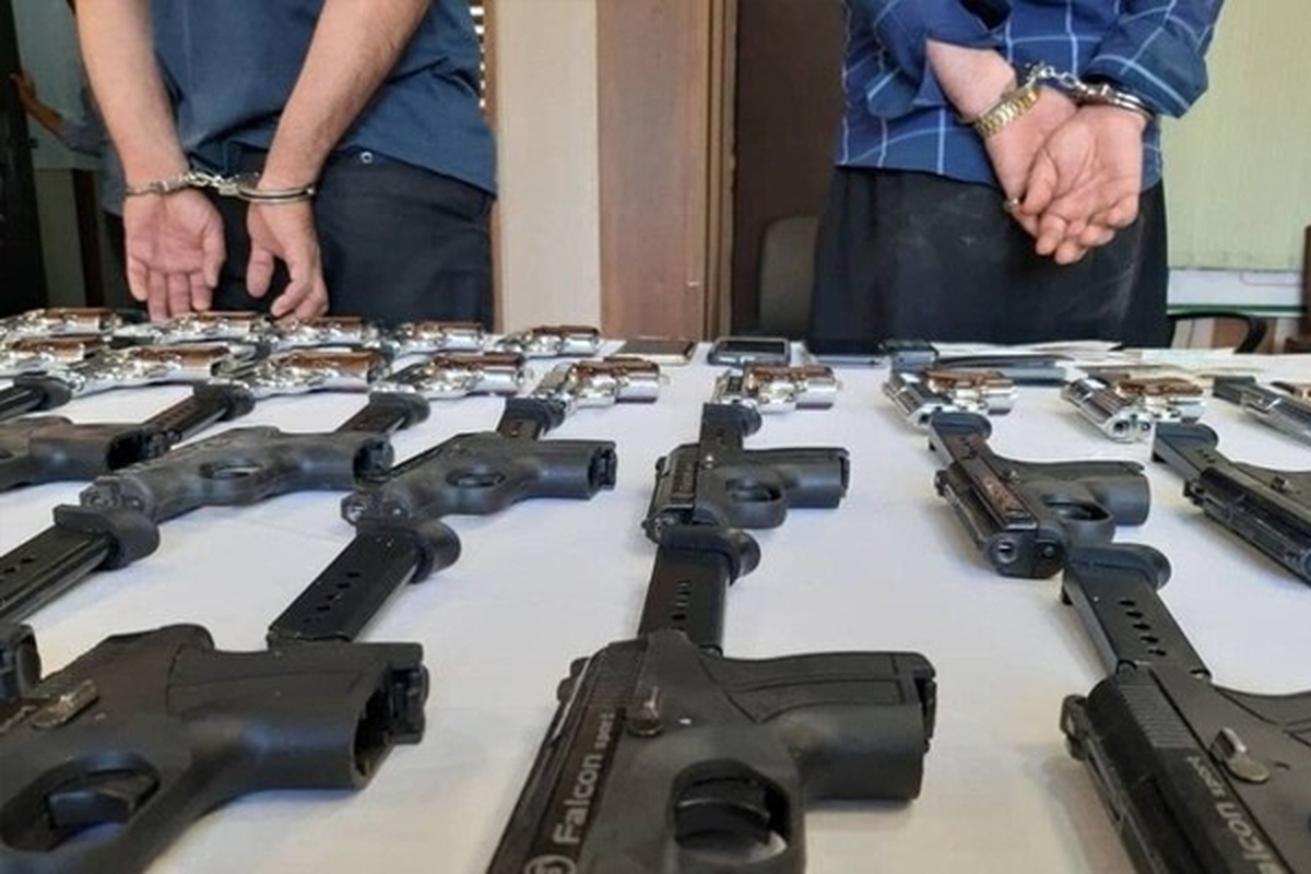 متلاشی شدن باند قاچاق سازمان یافته سلاح در بندرعباس