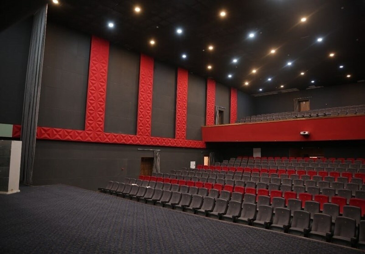 «شهر هرت» و «یقه سفیدها» روی پرده سینما می‌روند