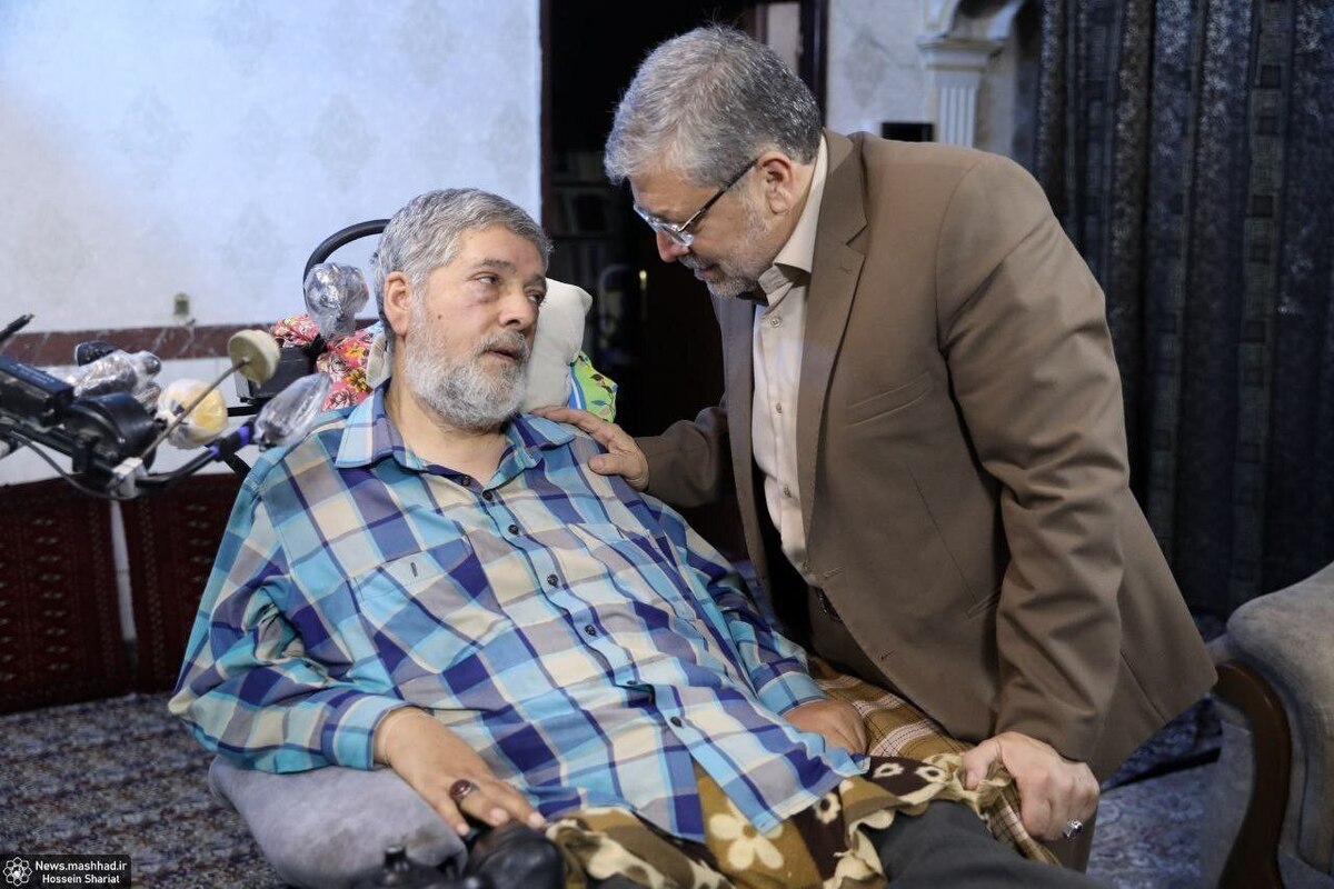 دیدار شهردار مشهد مقدس با جانباز غلامحسین صفایی