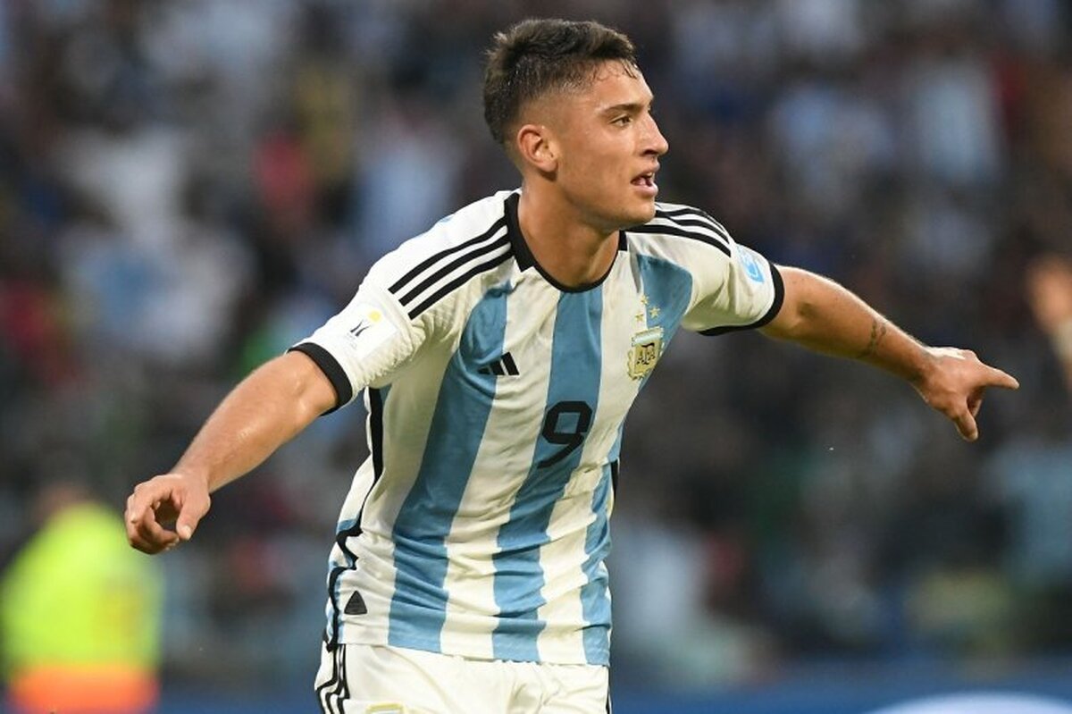 رونمایی از ستاره جدید فوتبال آرژانتین؛ از رقص تا خط حمله تیم ملی!