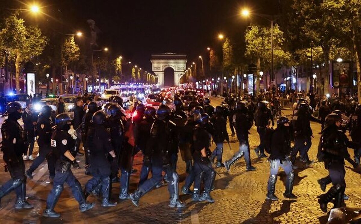 پنجمین شب ناآرامی‌ها در شهرهای فرانسه | از پرواز هلیکوپترها تا استقرار خودروهای زرهی