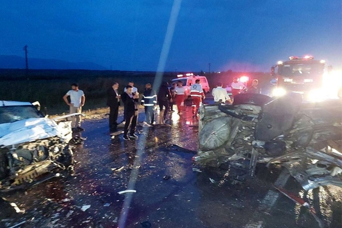 ۲ فوتی و ۵ مصدوم در حادثه تصادف خودرو در آذربایجان‌غربی