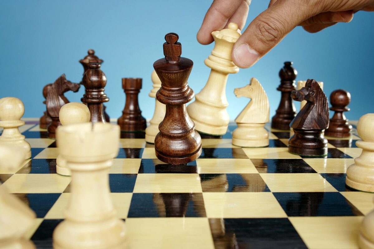 مسابقات بین‌المللی شطرنج در مشهد با حضور ۱۰ کشور خارجی + زمان برگزاری
