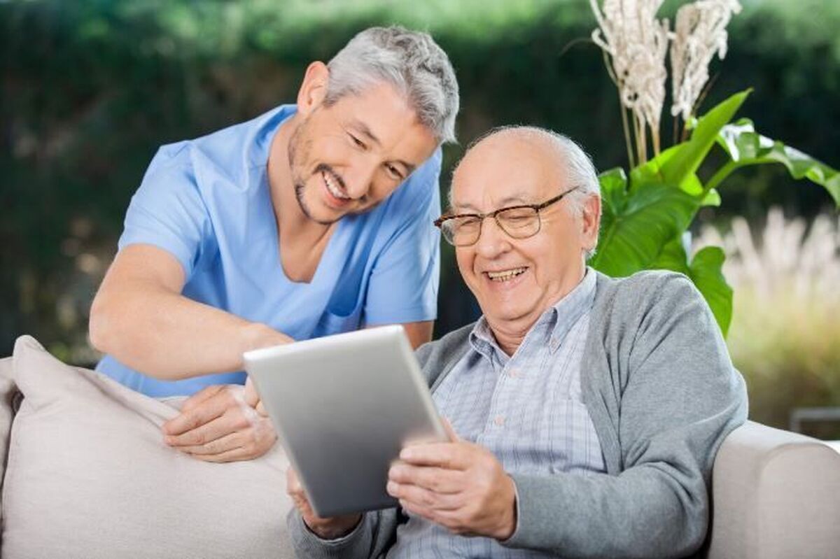 اینفوگرافی| مزایای استفاده از تکنولوژی برای سالمندان