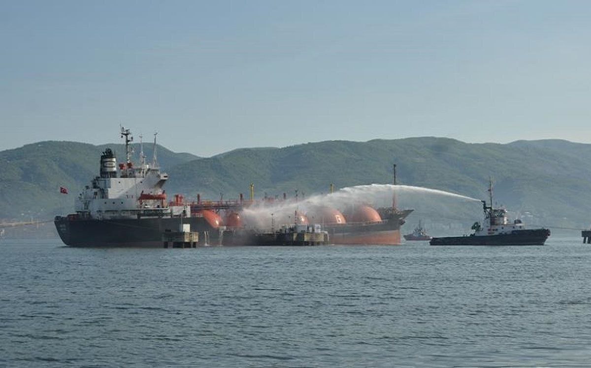 آخرین خبر از آتش سوزی کشتی خارجی در عسلویه
