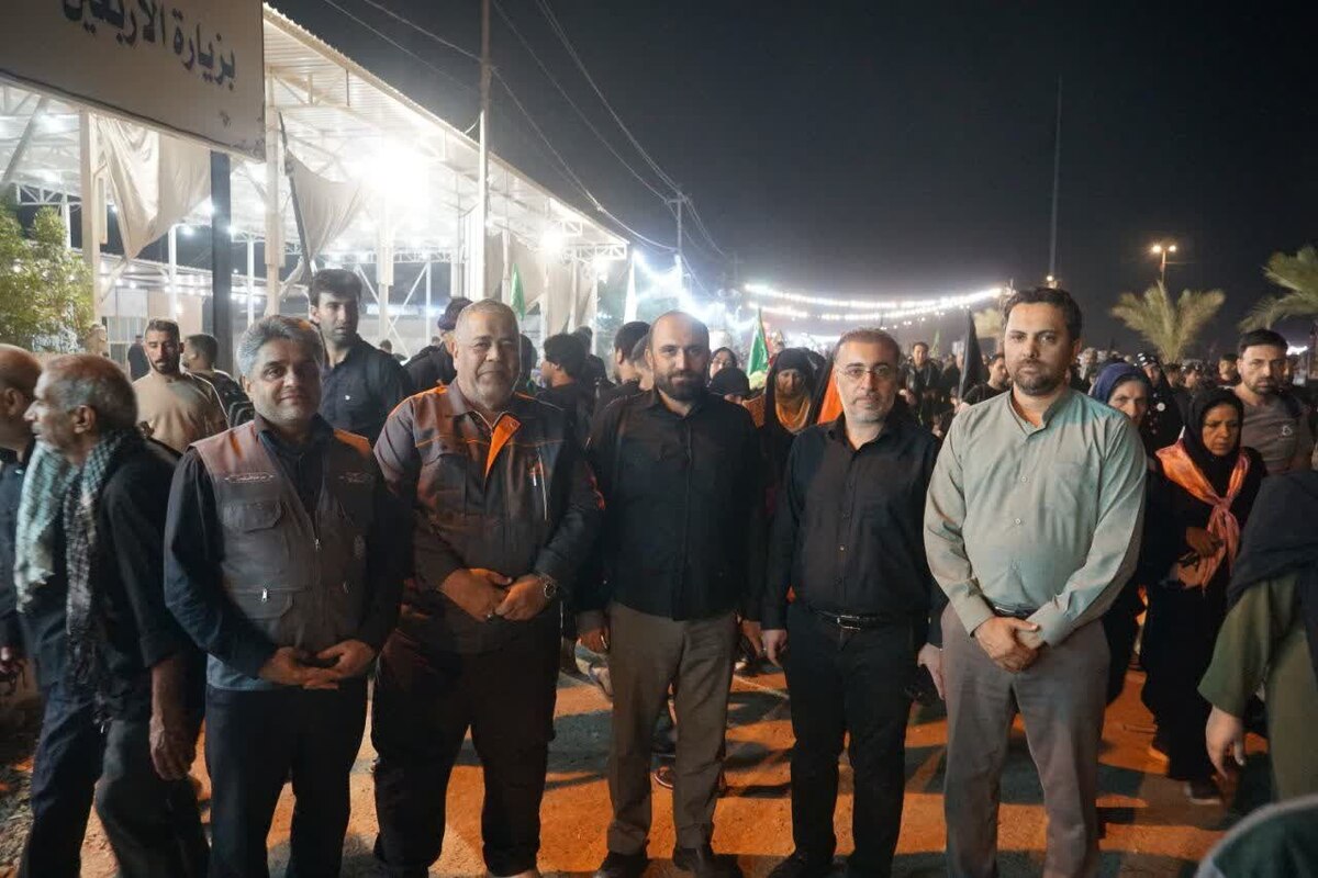 تقدیر شهردار نجف از خدمات خالصانه پاکبانان مشهدی در نجف