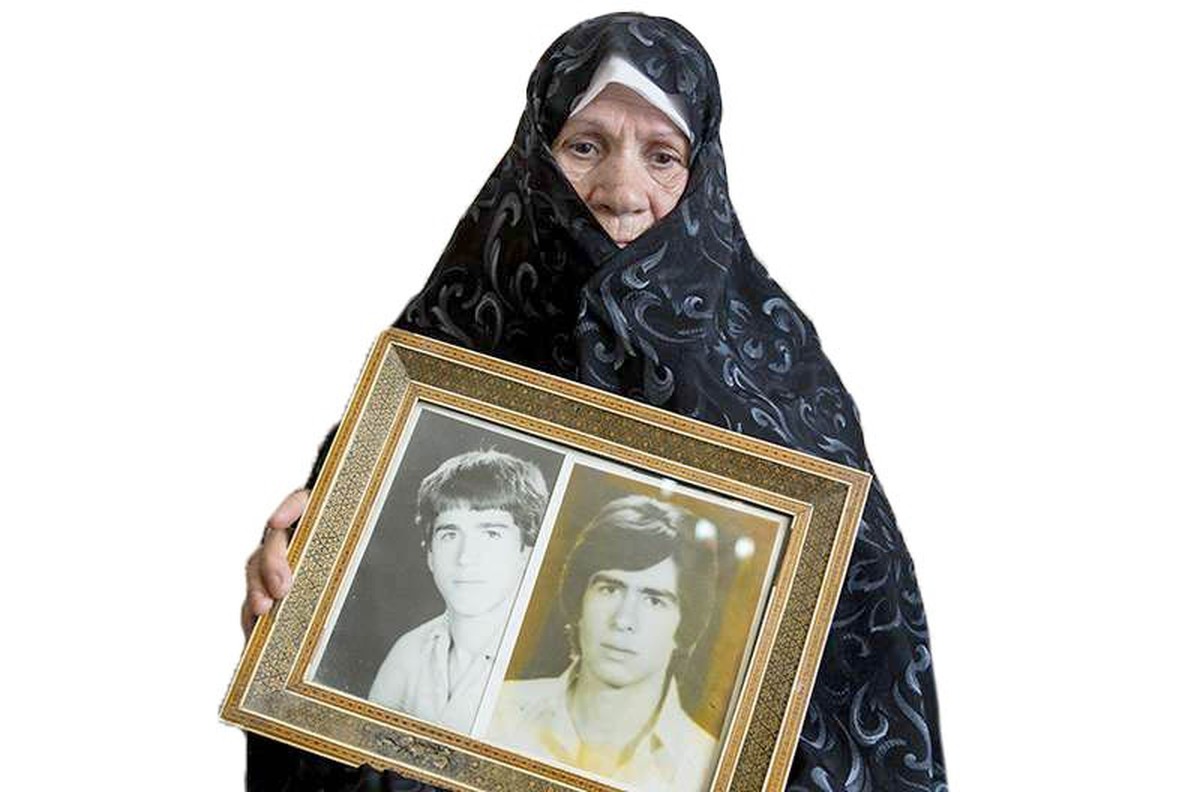 گپ و گفت با مادر شهیدی که اهل تسنن است | دفاع از اسلام شیعه و سنی ندارد