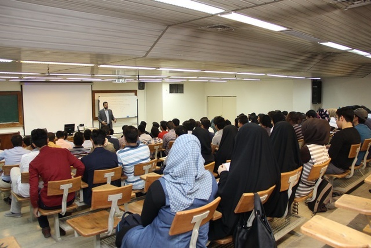 تفکیک جنسیتی کلاس‌های دانشگاه فردوسی مشهد تکذیب شد