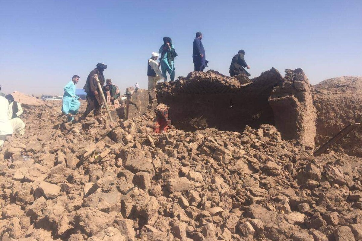 تیم‌های امدادی نهاد‌های بین‌المللی در مناطق زلزله‌زده هرات حضور یافتند