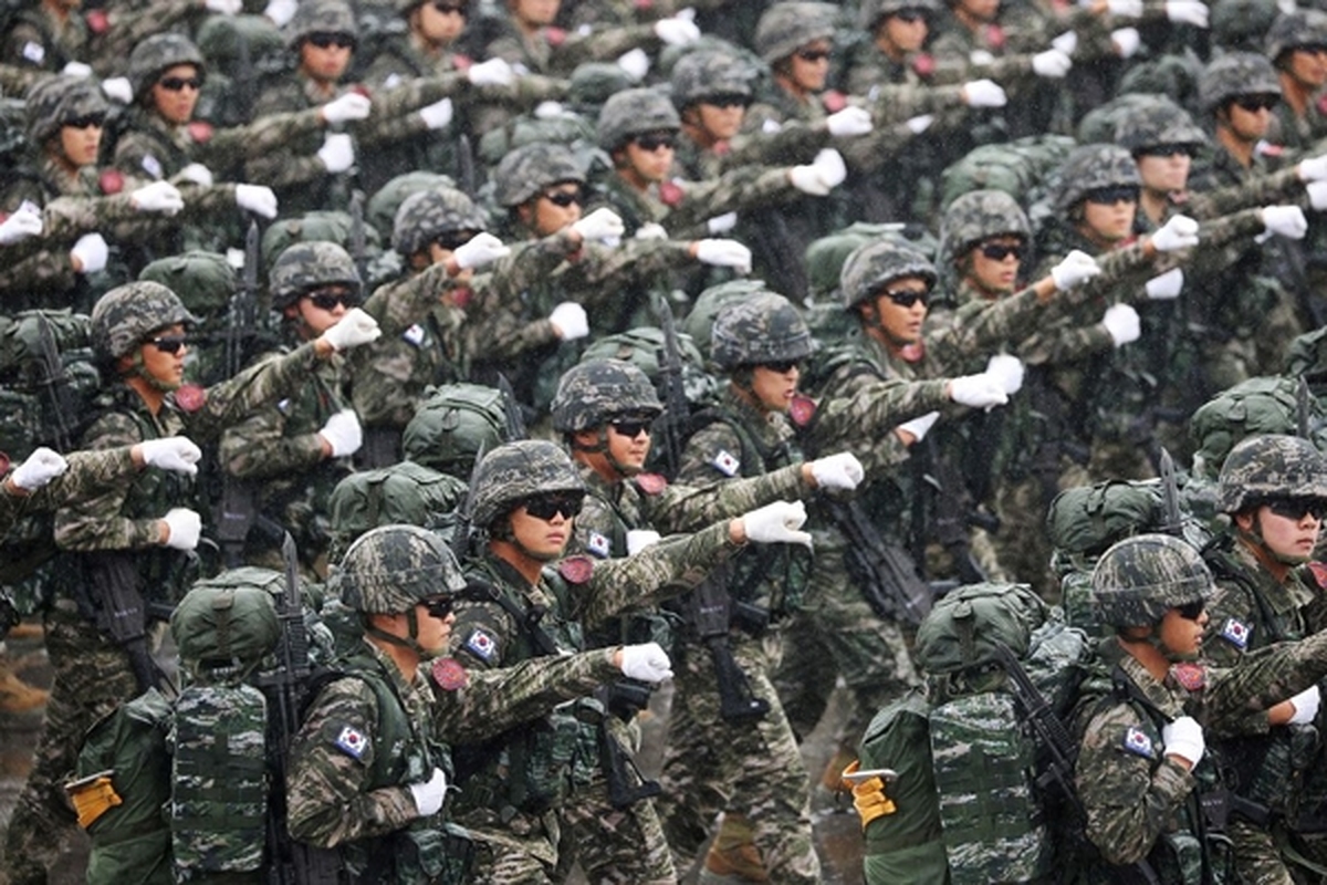 هشدار کره جنوبی به همسایه شمالی | رژه نظامی بزرگ در سئول
