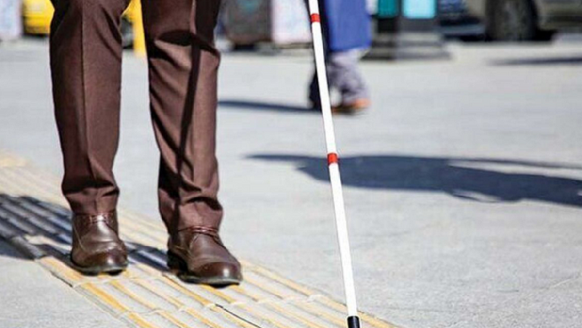 شهروند خبرنگار | درخواست افزایش مناسب سازی پیاده روها برای معلولان در مشهد