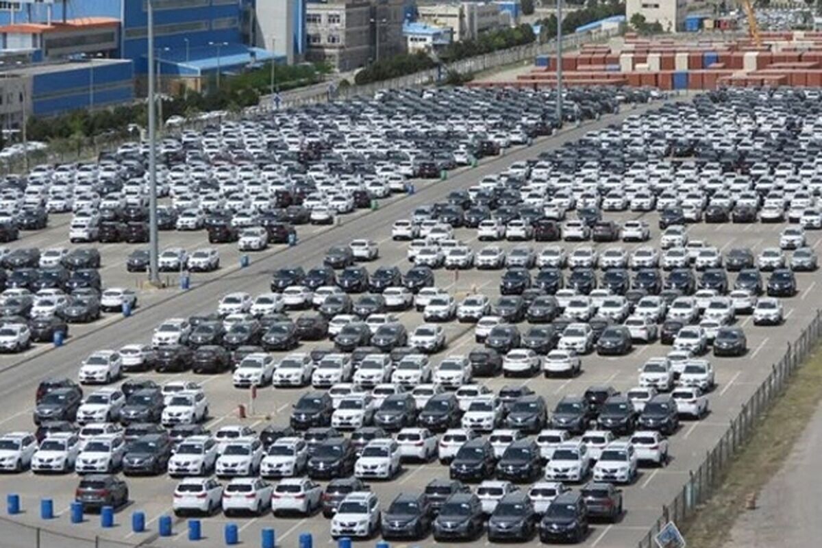 تشکیل ۵۸۰ پرونده گرانفروشی خودرو در تعزیرات حکومتی (۱۷ آبان ۱۴۰۲)
