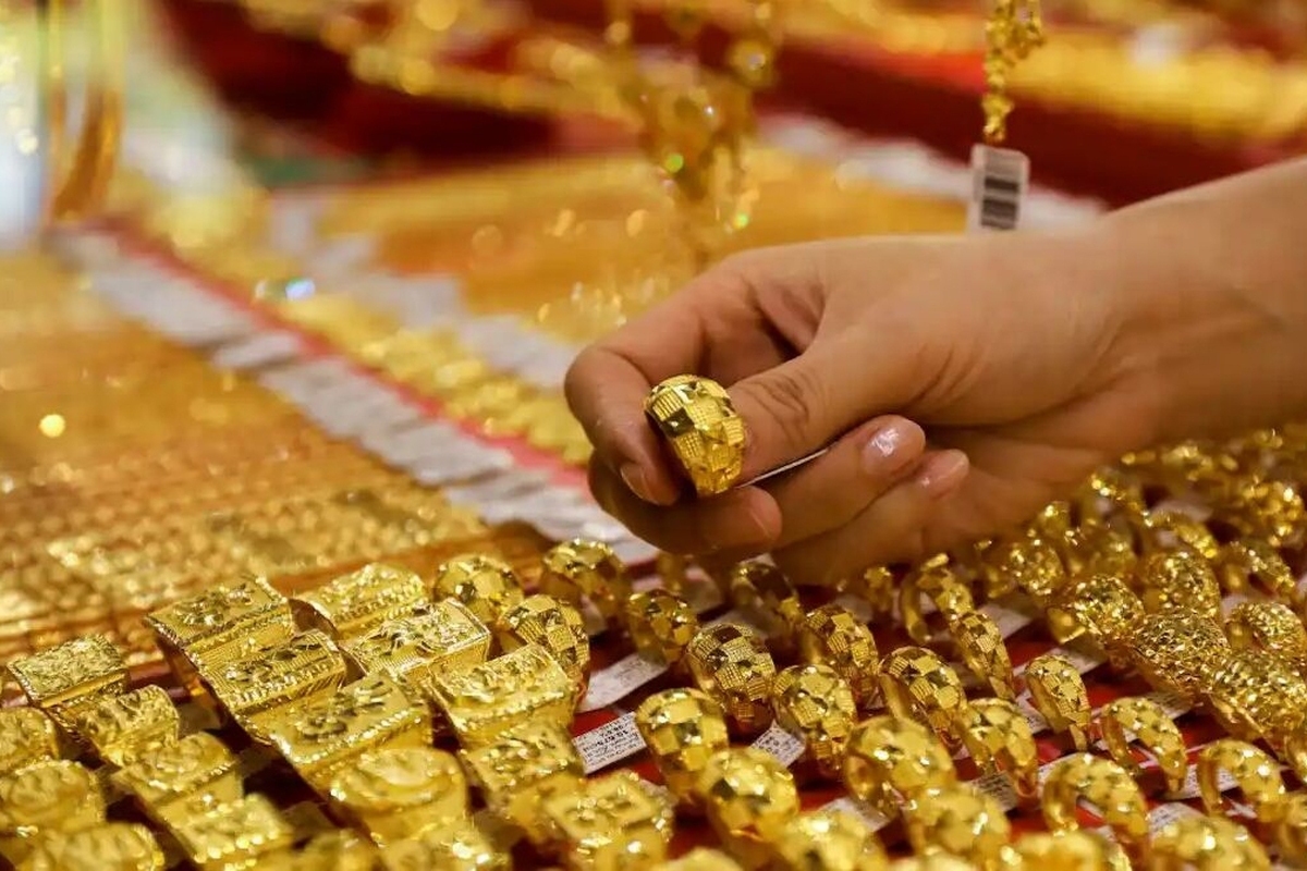 ۴ پیش‌بینی مهم از قیمت طلا و سکه در آذر ۱۴۰۲ (۲۷ آبان ۱۴۰۲)