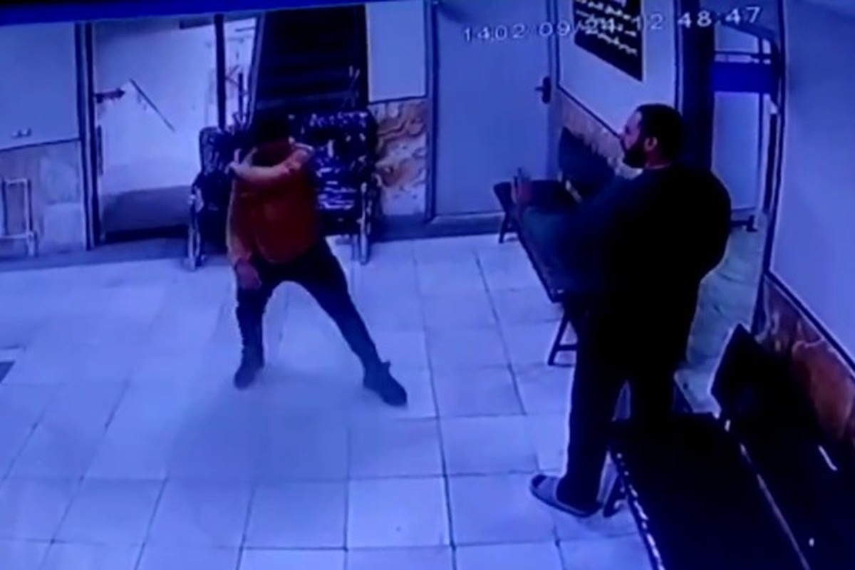 ویدئو | حمله با قمه به یک پزشک در مشهد