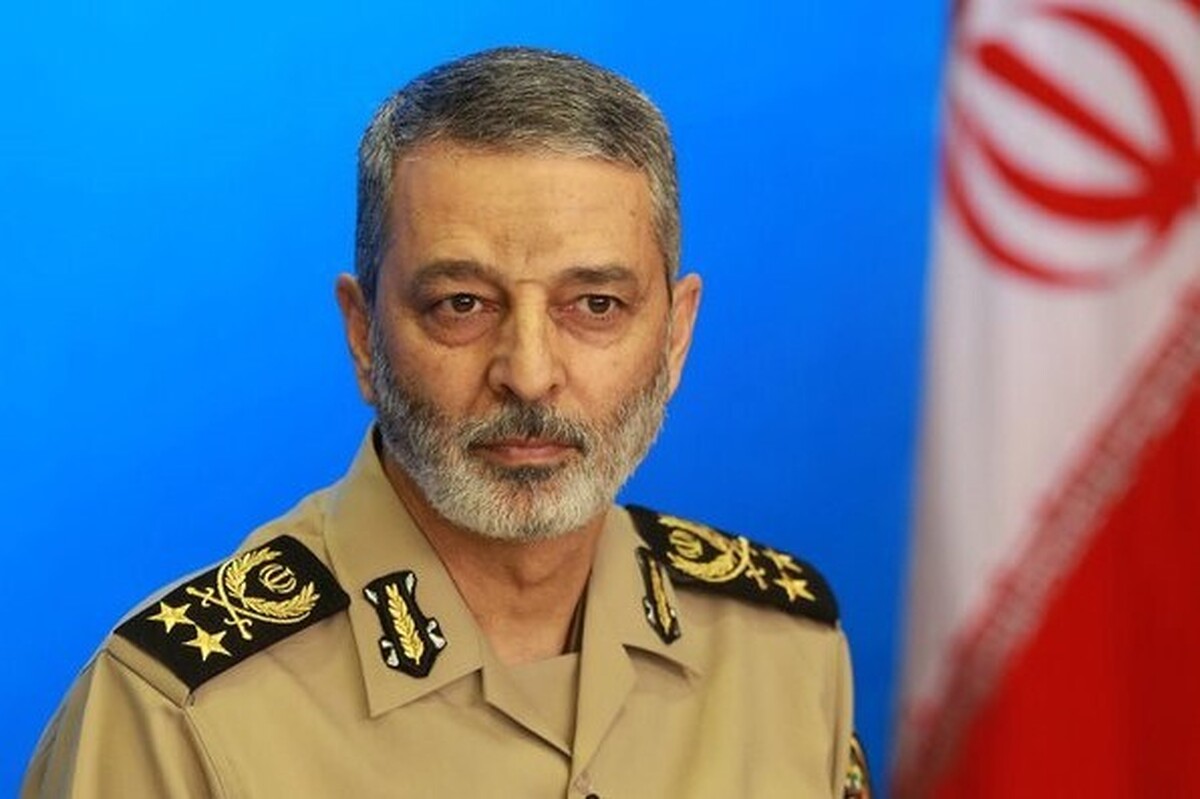 فرمانده کل ارتش: روز ملی فناوری هسته ای، روز فتح یکی از مهم‌ترین قله‌های علم و دانش است