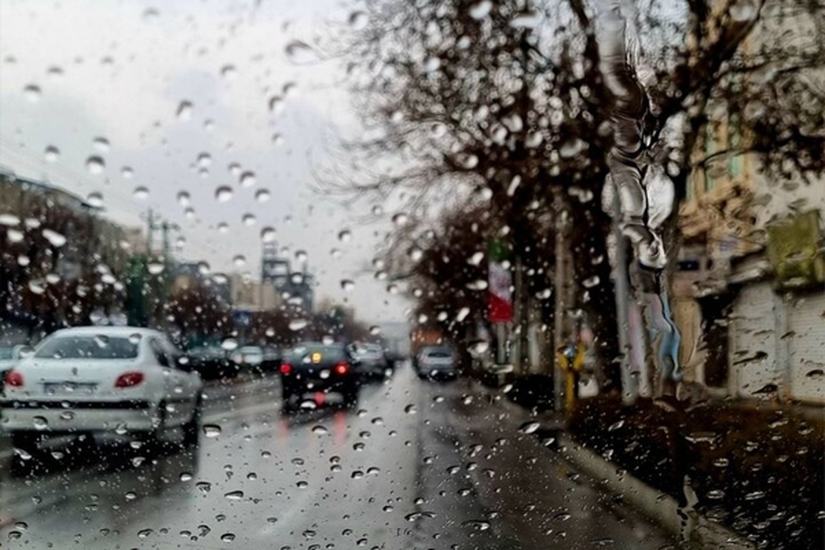 باران بهاری آلودگی هوای کلانشهر مشهد را شست (۲۵ فروردین ۱۴۰۳)