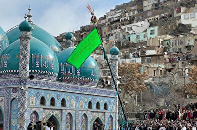 عکس‌هایی از مراسم آغاز سال نو در زیارت سخی کابل