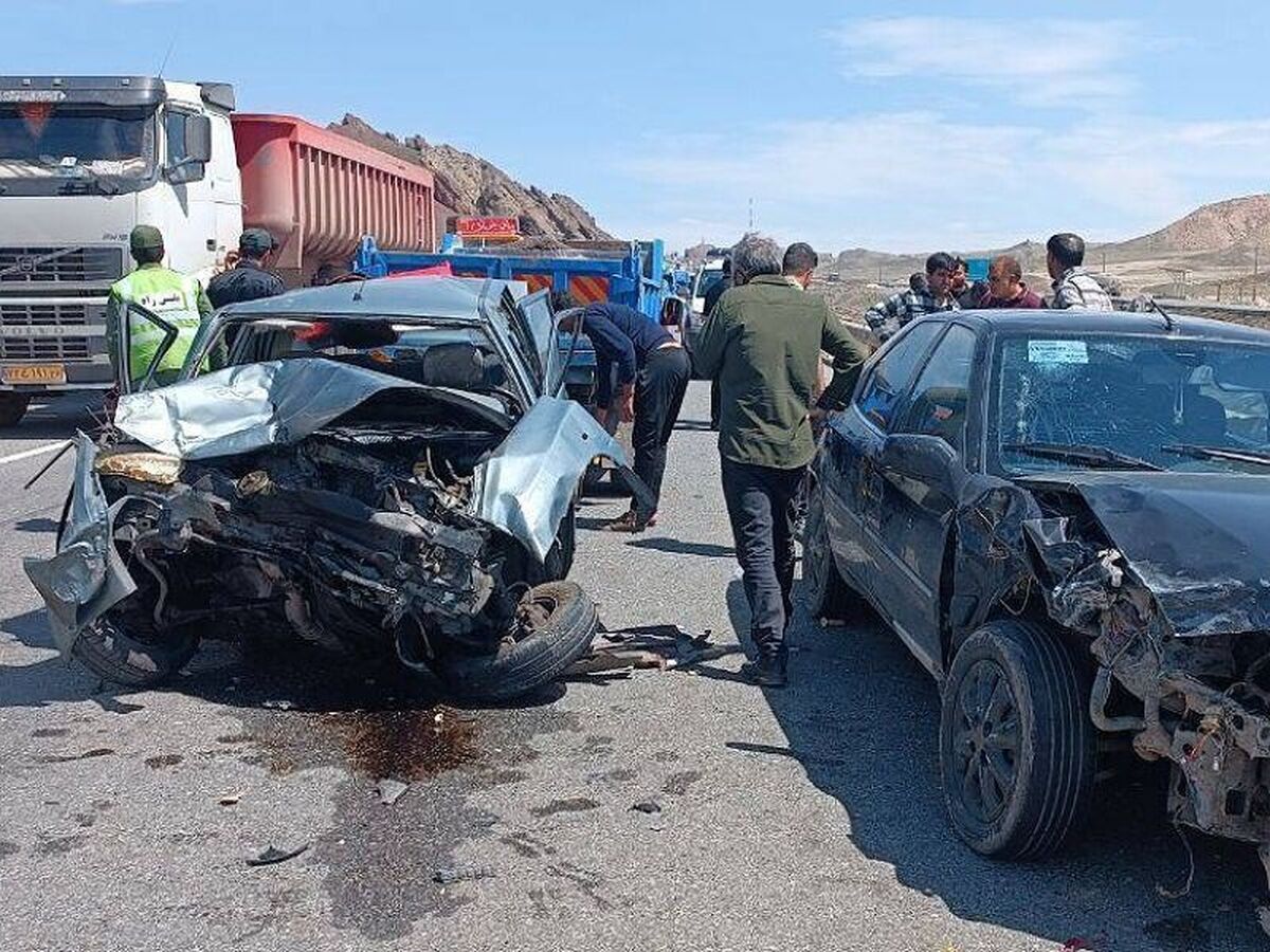 یک کشته و چهار مصدوم بر اثر تصادف با تریلر در جاده تربت حیدریه (۳۰ فروردین ۱۴۰۳)