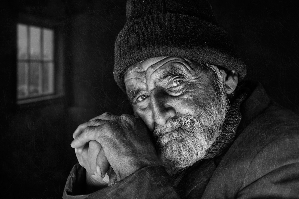 تنهایی با سالمندان چه می‌کند؟