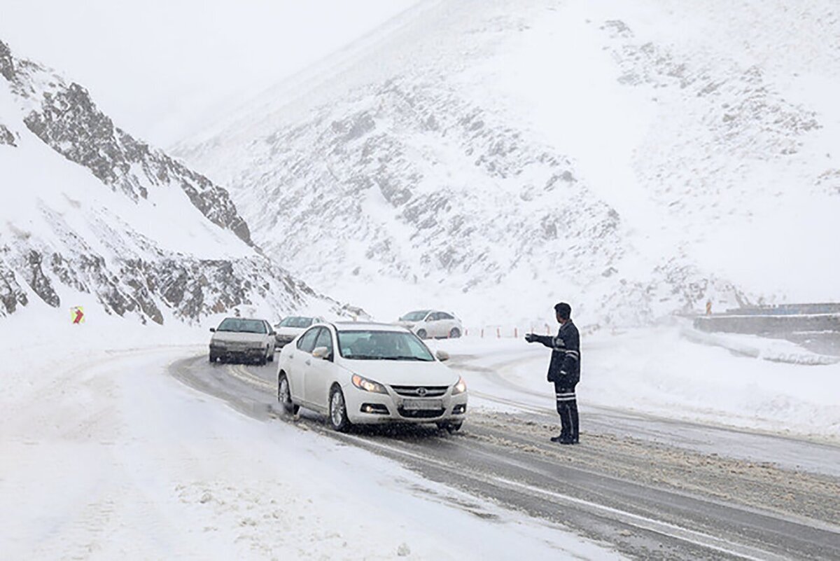 ویدئو | بارش ۳۰ سانتی‌متری برف در مرز تمرچین (۶ فروردین ۱۴۰۳)