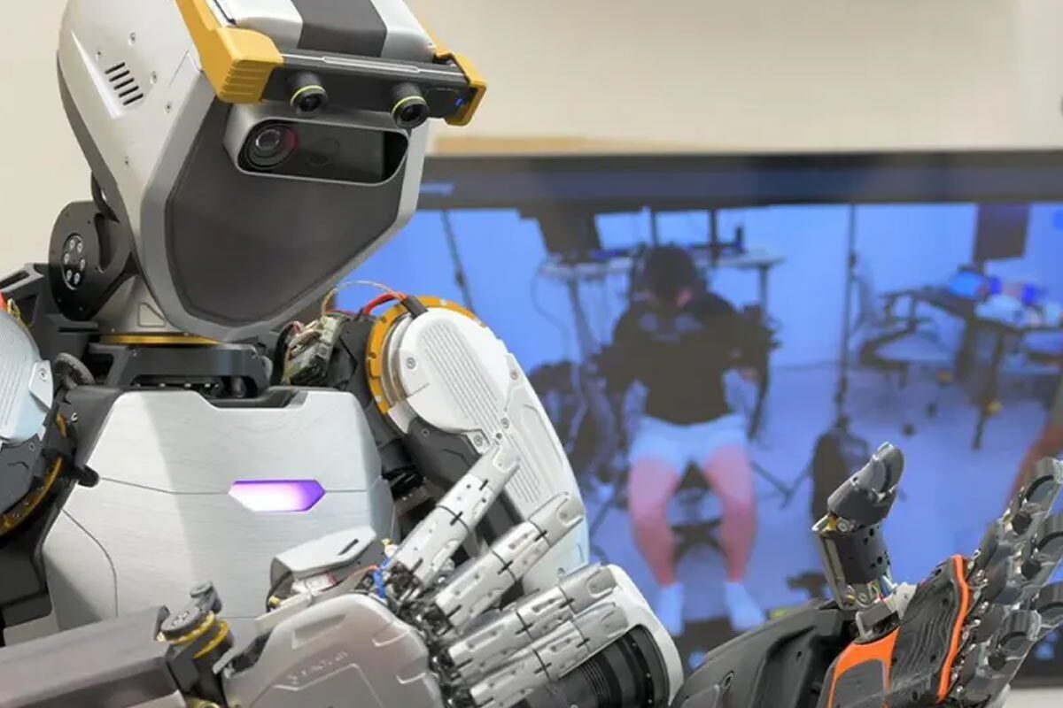 رباتی که برای یادگیری رفتار انسان فقط به ۲۴ ساعت زمان نیاز دارد! + ویدئو